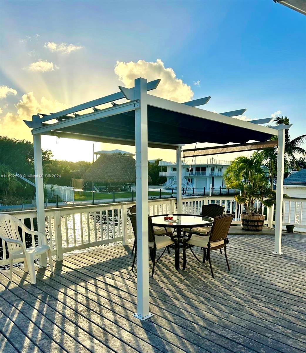 HARBORAGE, THE - Residential Lease