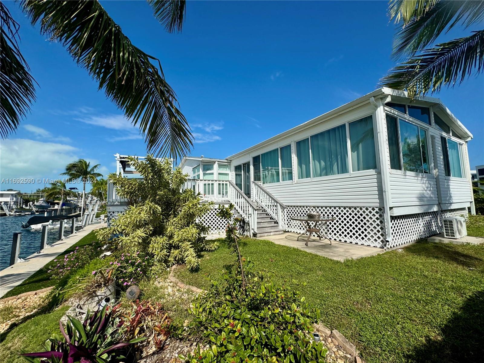 HARBORAGE, THE - Residential Lease