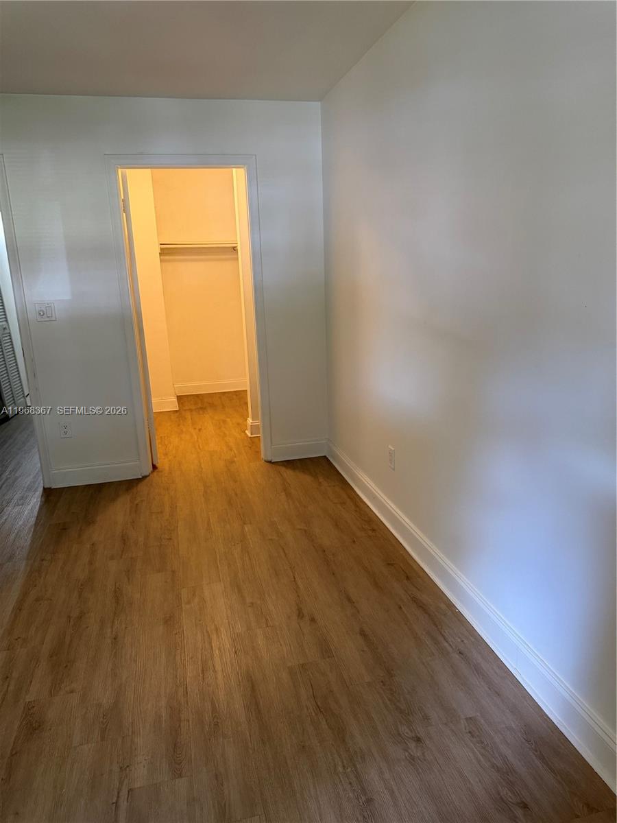 KINGS CREEK WEST CONDO BL - Residential