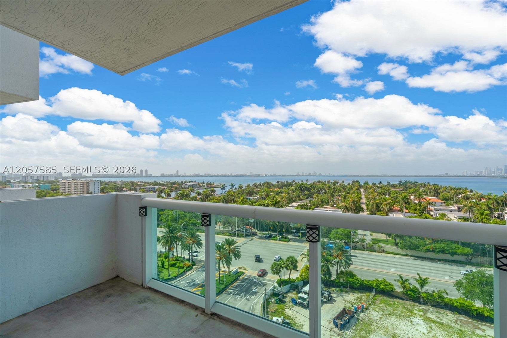 7900 Harbor Island Dr 1126