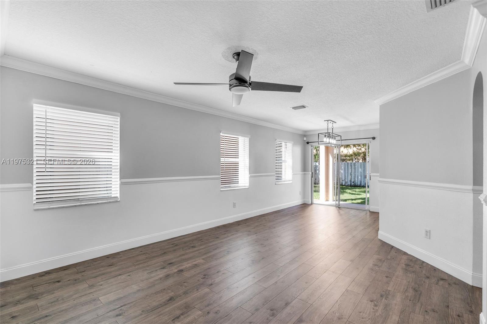 AMERITRAIL SECTION III - Residential Lease