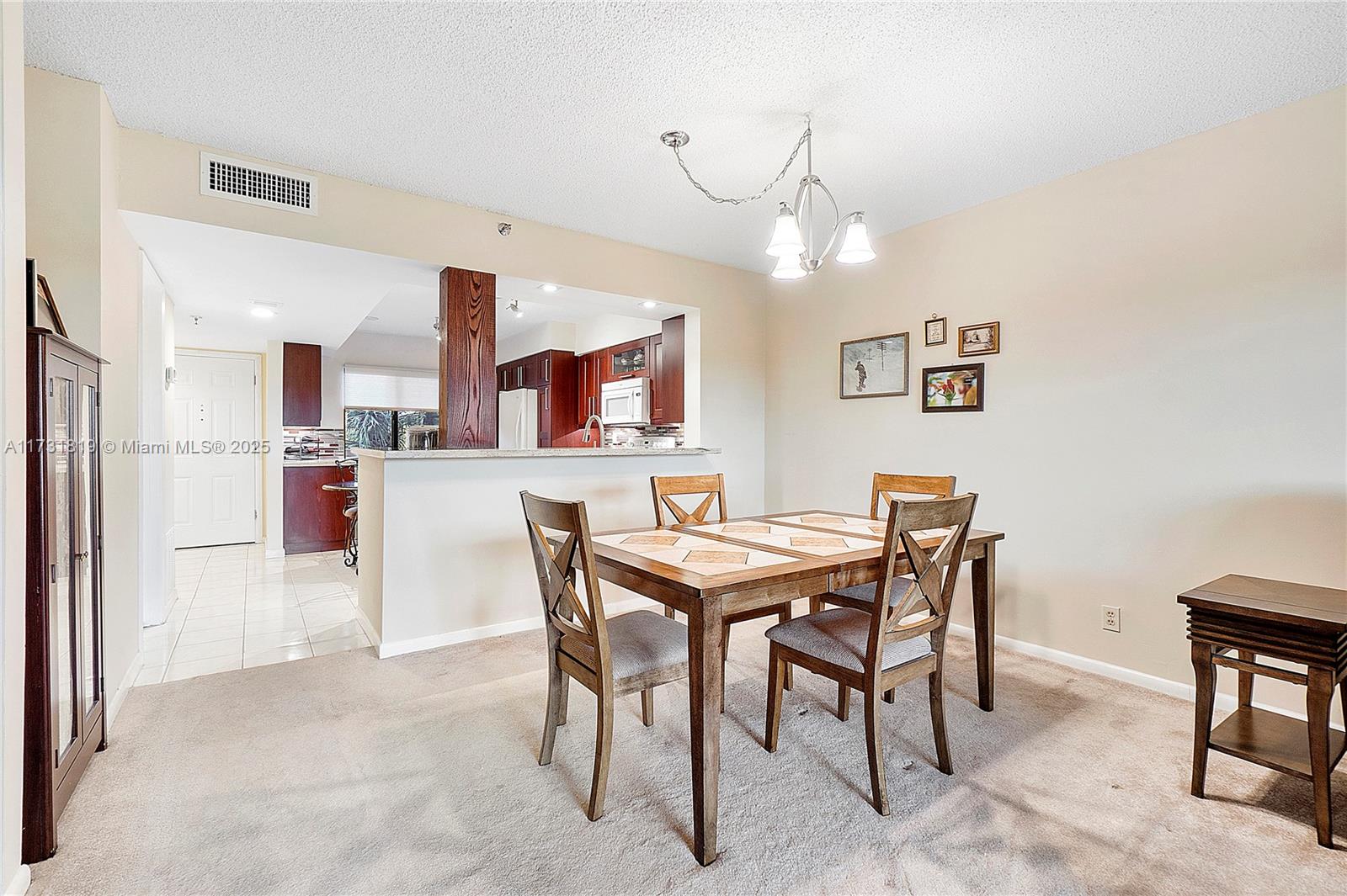 2200 S Cypress Bend Dr 406