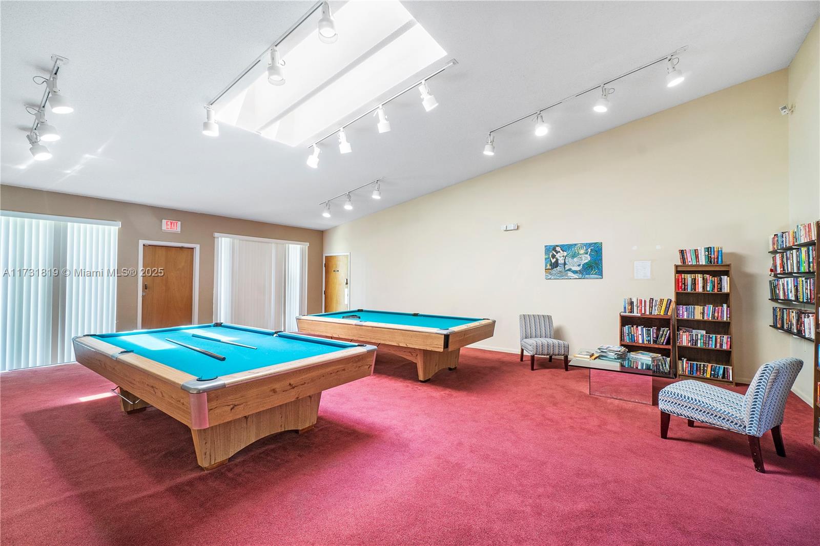 CYPRESS BEND CONDOMINIUM - Residential