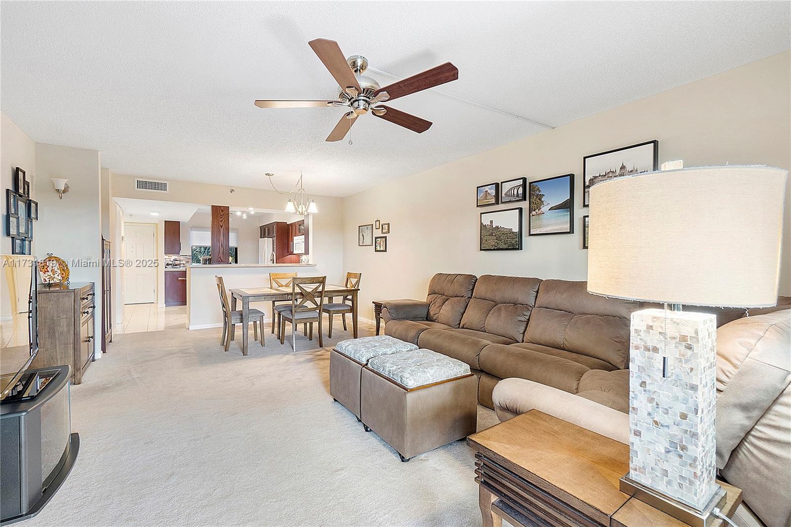CYPRESS BEND CONDOMINIUM - Residential