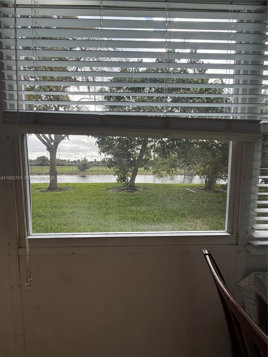 GARNET CONDO - Residential