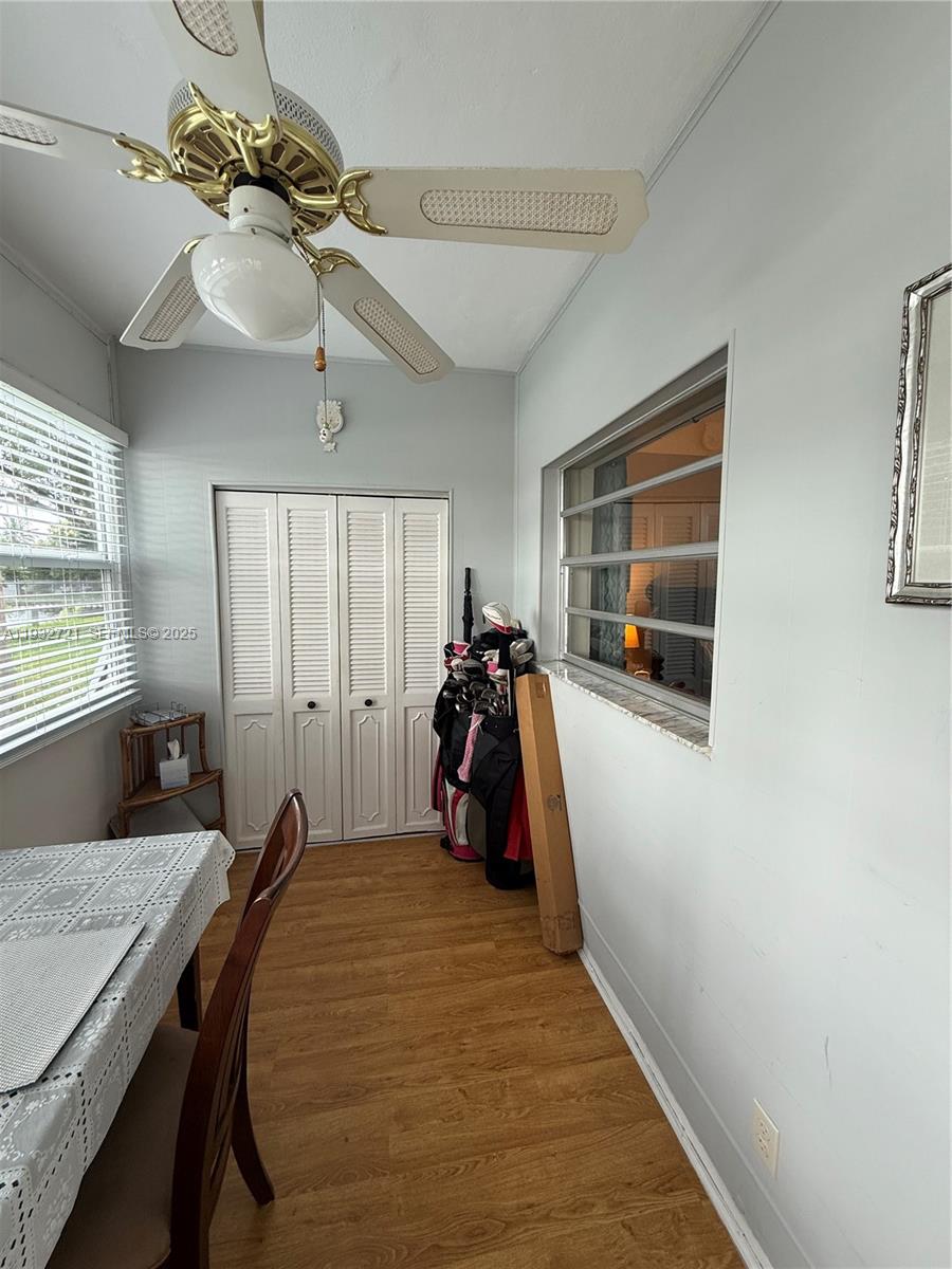 GARNET CONDO - Residential