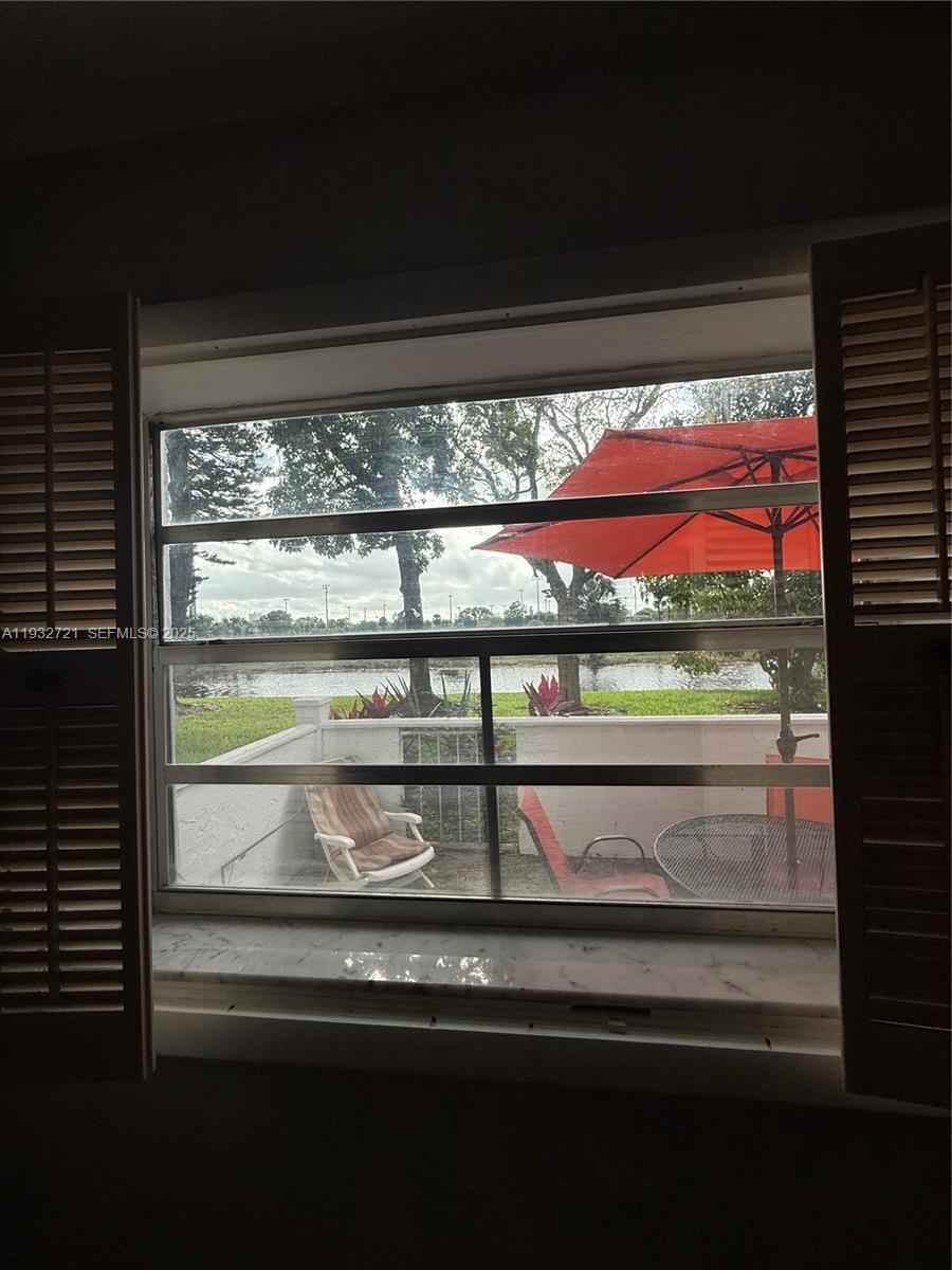 GARNET CONDO - Residential