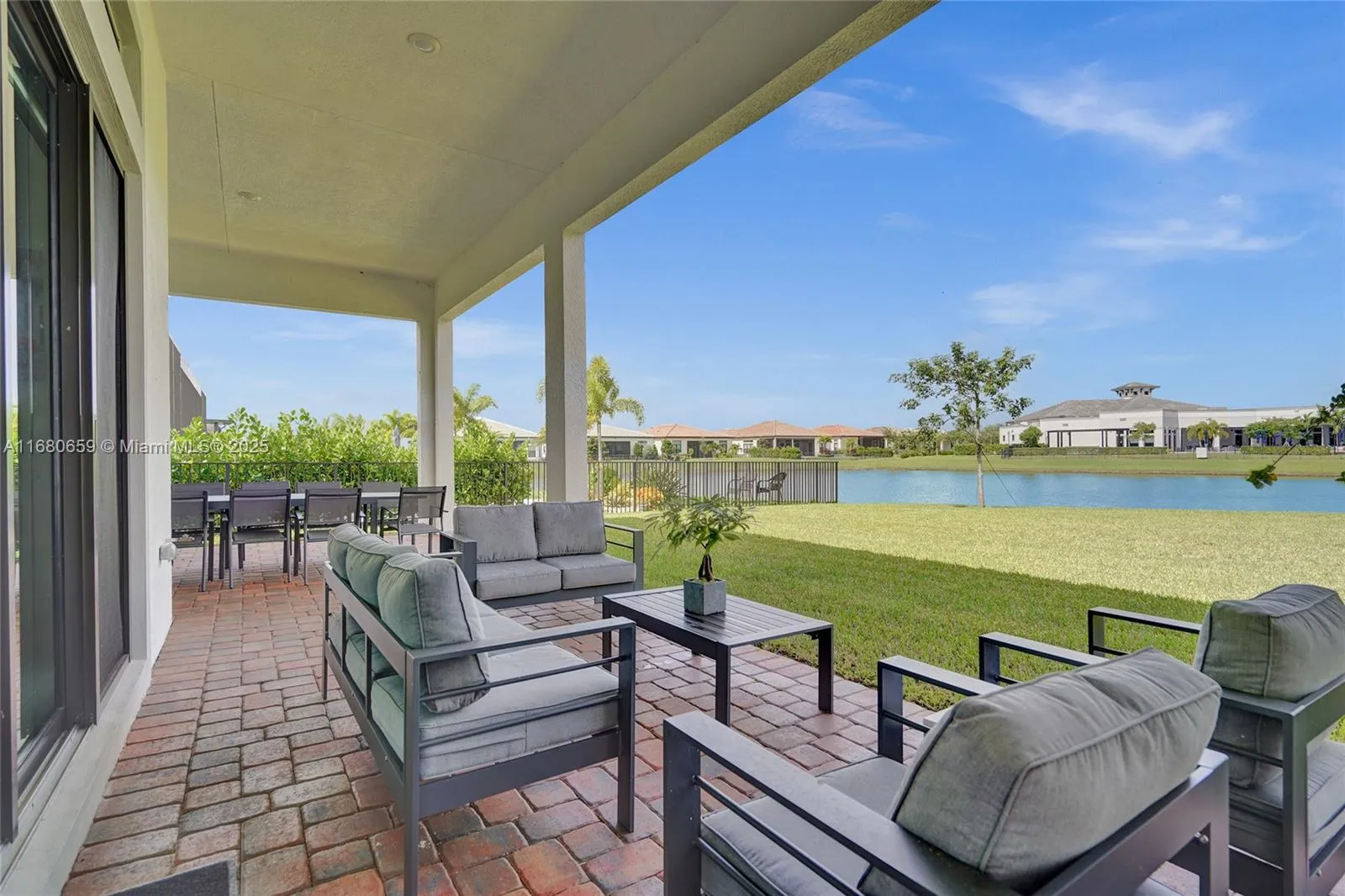 Parkland, Florida 33067, United States, 3 Bedrooms Bedrooms, ,4 BathroomsBathrooms,Residential,Active,37034