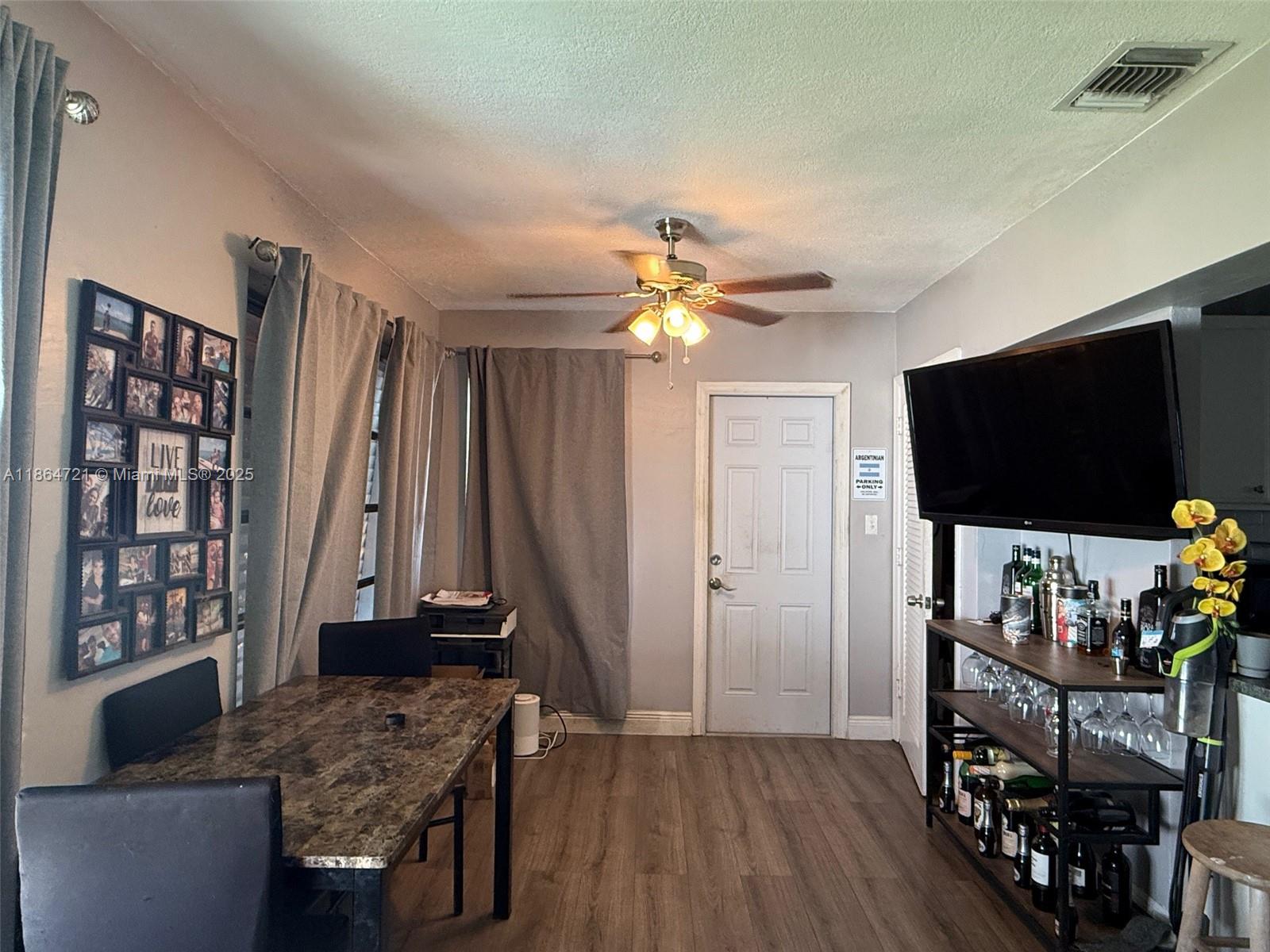 TAMARAC LAKES NORTH - Residential