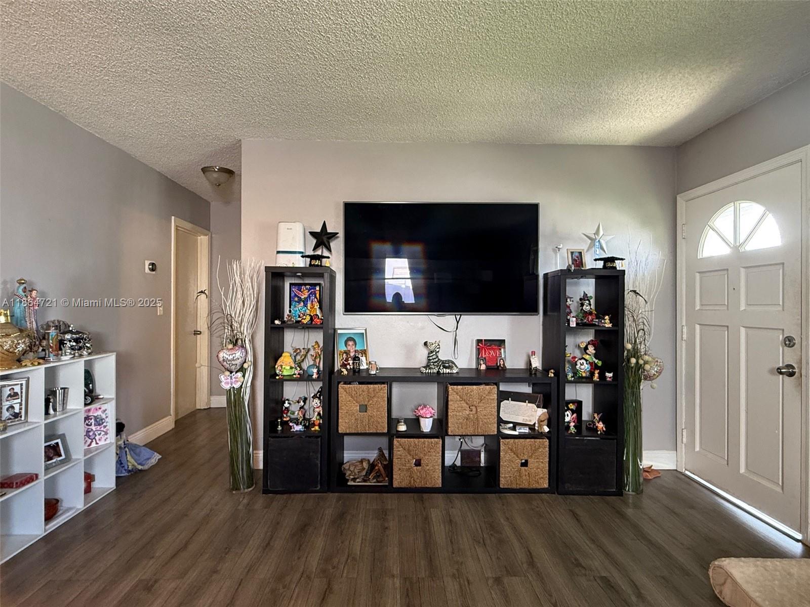 TAMARAC LAKES NORTH - Residential