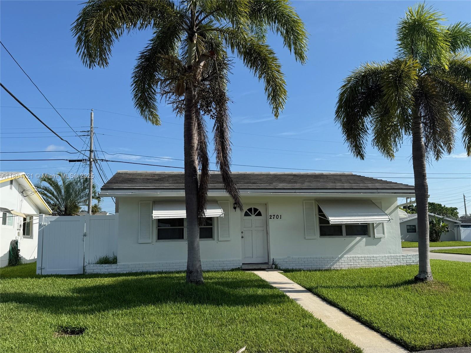 TAMARAC LAKES NORTH - Residential