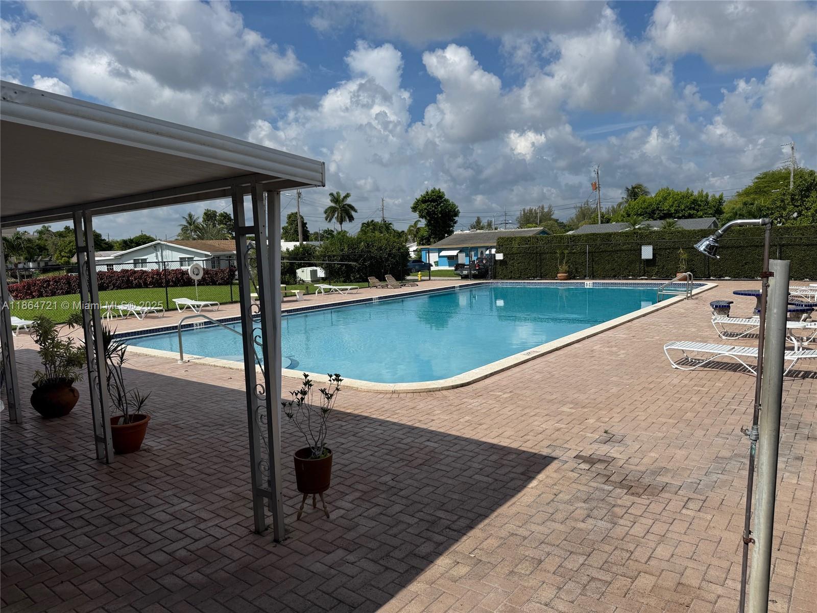 TAMARAC LAKES NORTH - Residential