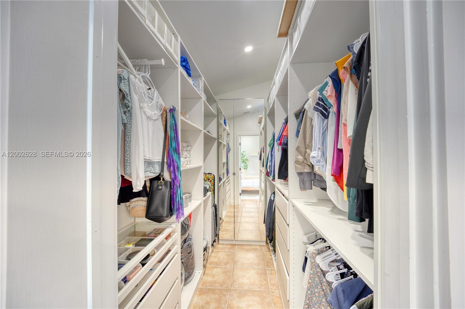 CYPRESS RUN - Residential