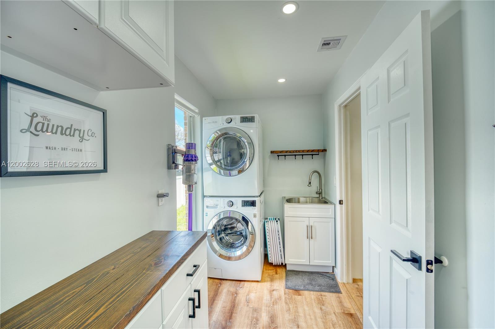 CYPRESS RUN - Residential