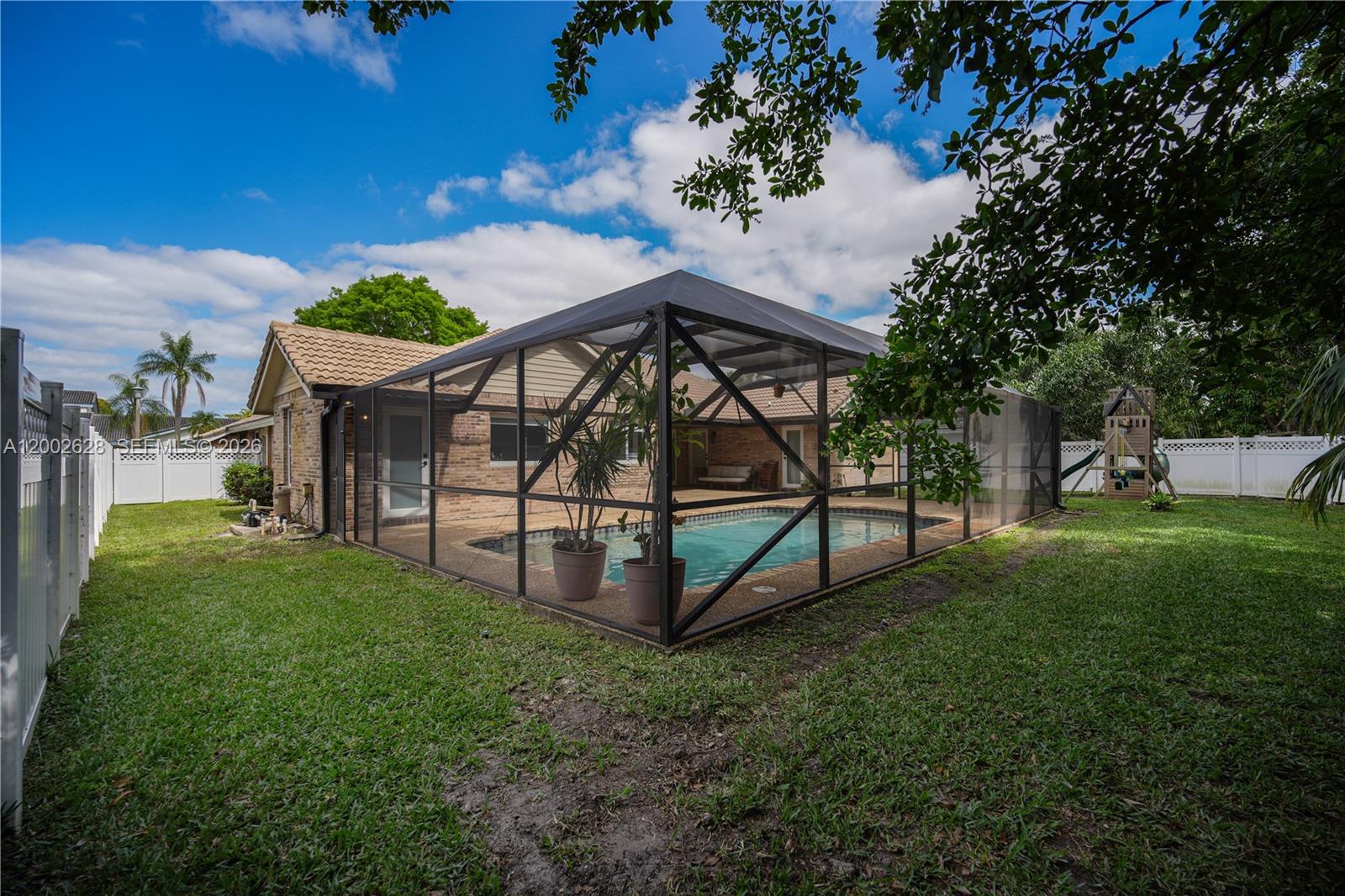 CYPRESS RUN - Residential