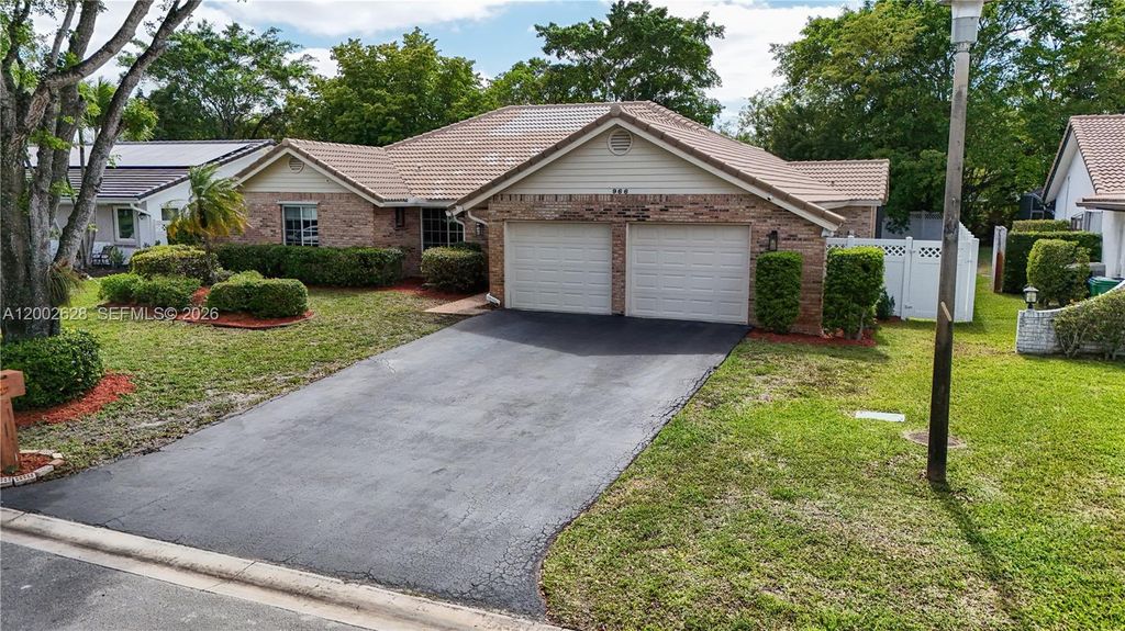 Photo of 966 NW 114th Ave, Coral Springs, FL 33071 (MLS # A12002628)
