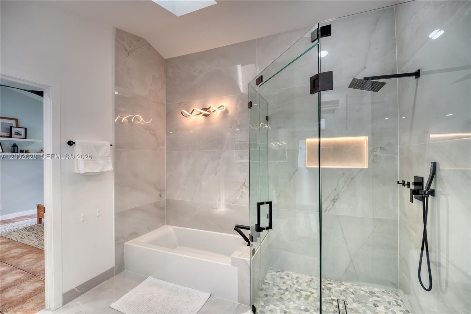 CYPRESS RUN - Residential