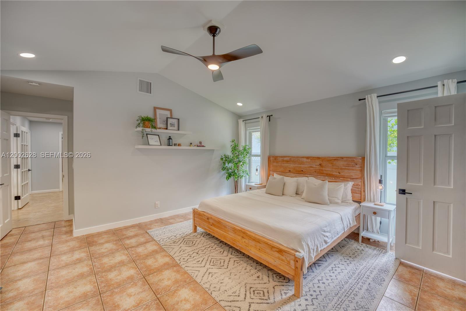 CYPRESS RUN - Residential