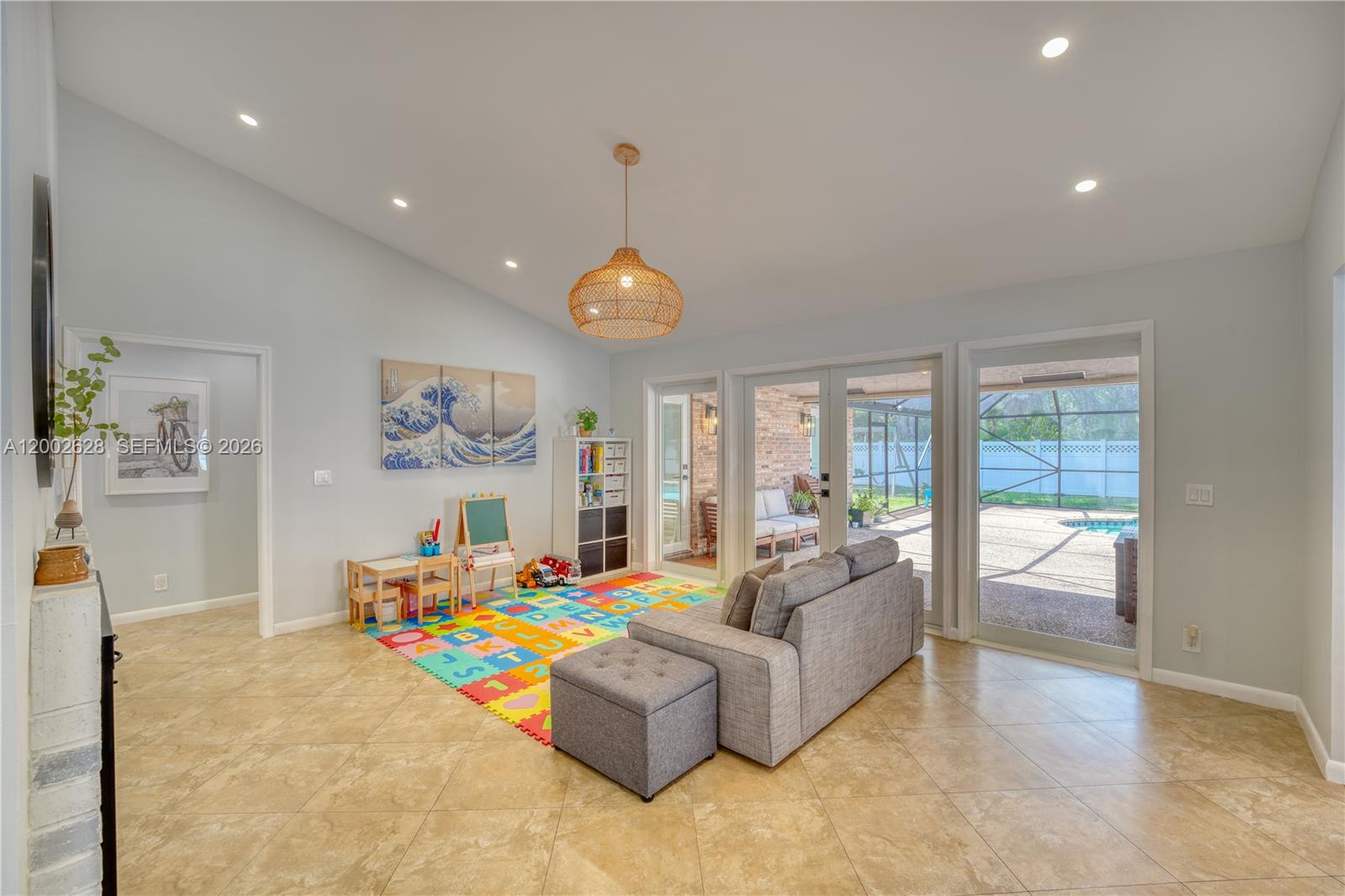 CYPRESS RUN - Residential