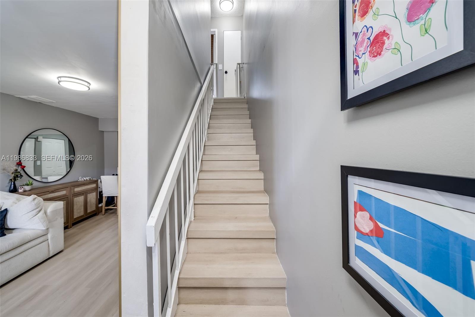 VILLAS UNIVERSITY SQUARE - Residential