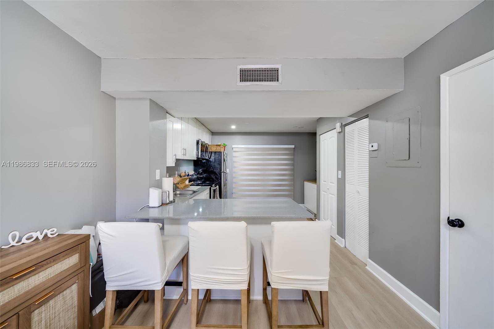 VILLAS UNIVERSITY SQUARE - Residential