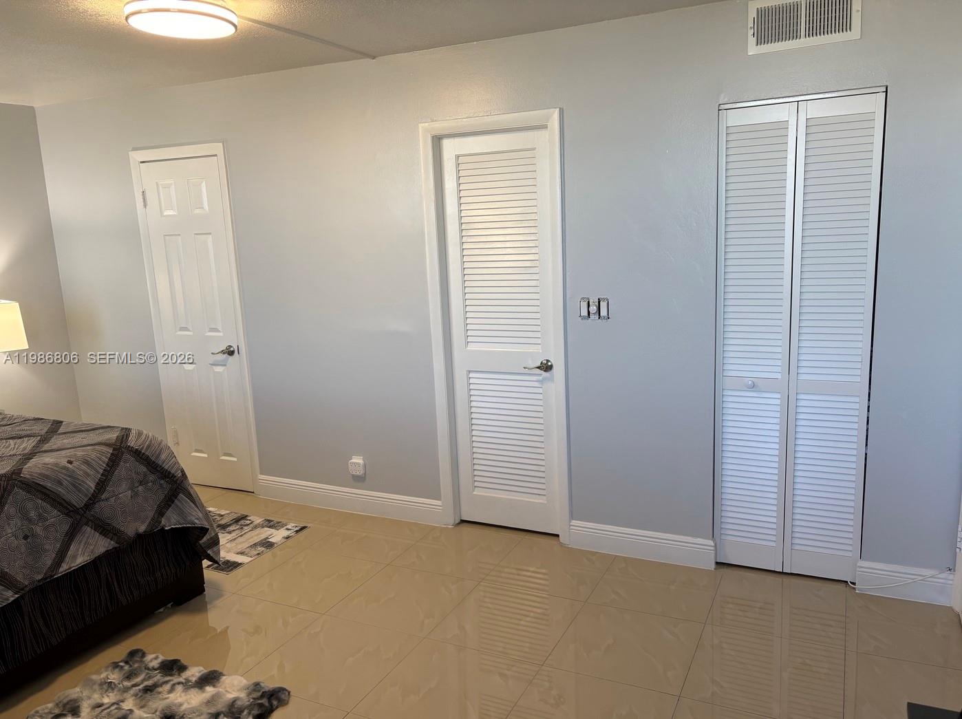 GOLDEN HORN SOUTH CONDO - Residential Lease