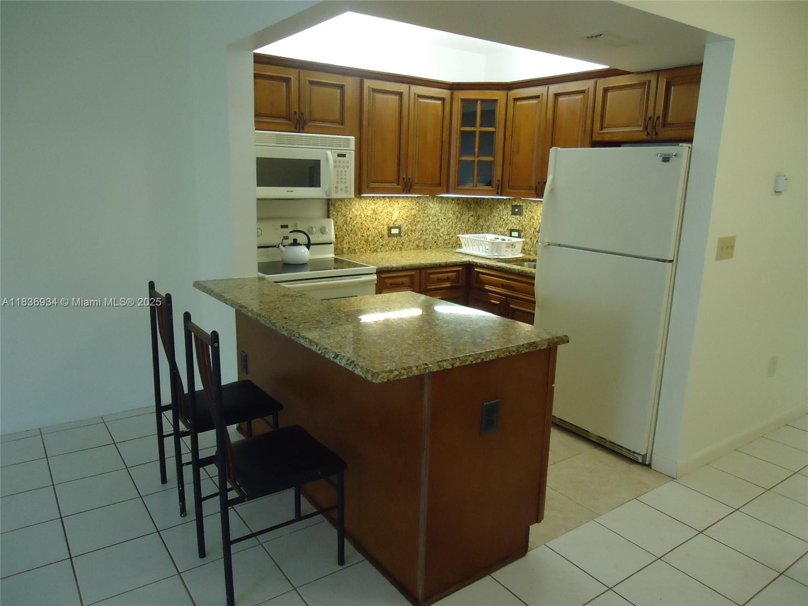1770 79th St Cswy D110, North Bay Village, FL, 33141/$1,800 1 1770 79th St Cswy D110