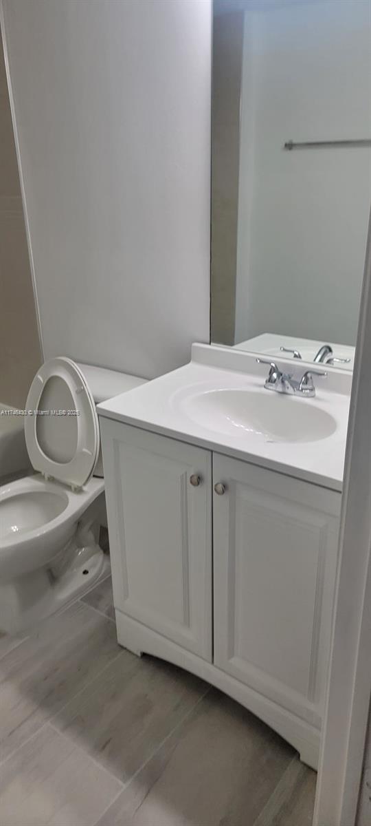 COVE AT BRIAR BAY CONDO - Residential