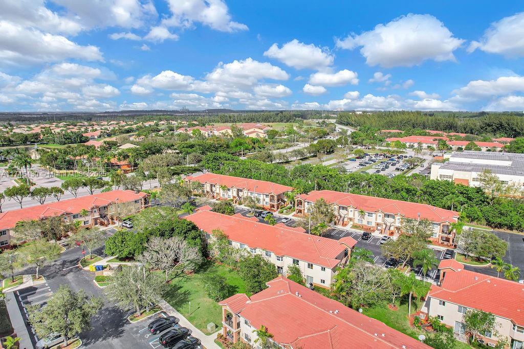 COVE AT BRIAR BAY CONDO - Residential