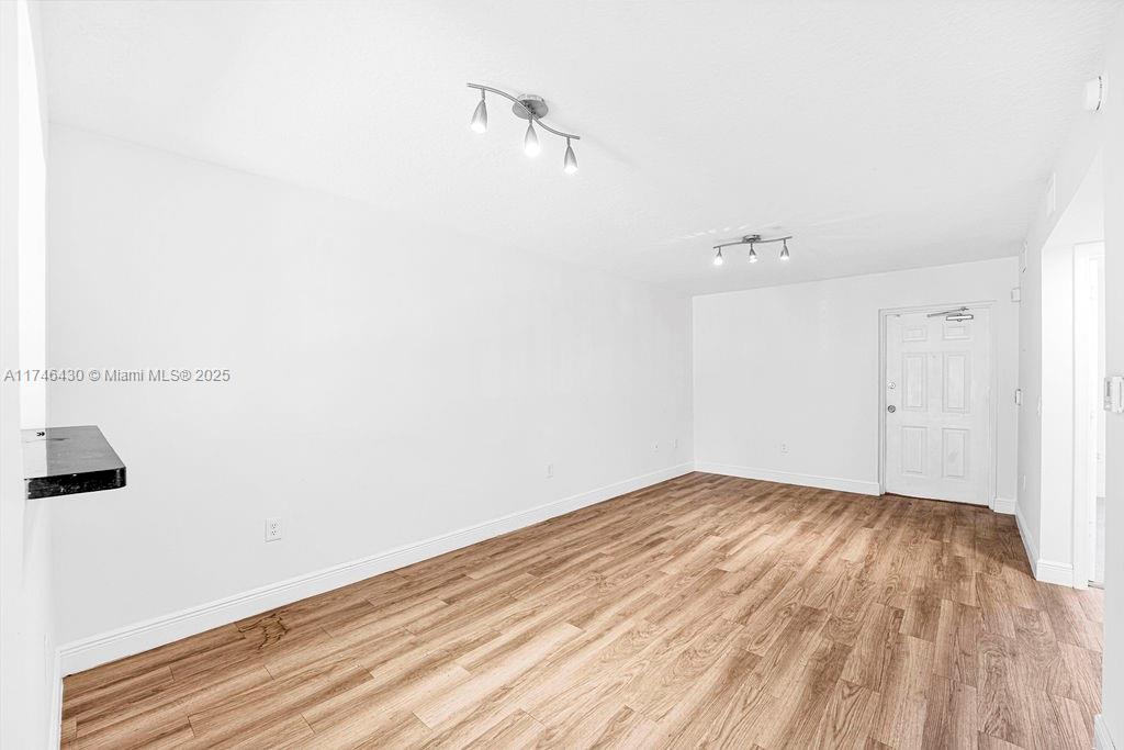 COVE AT BRIAR BAY CONDO - Residential