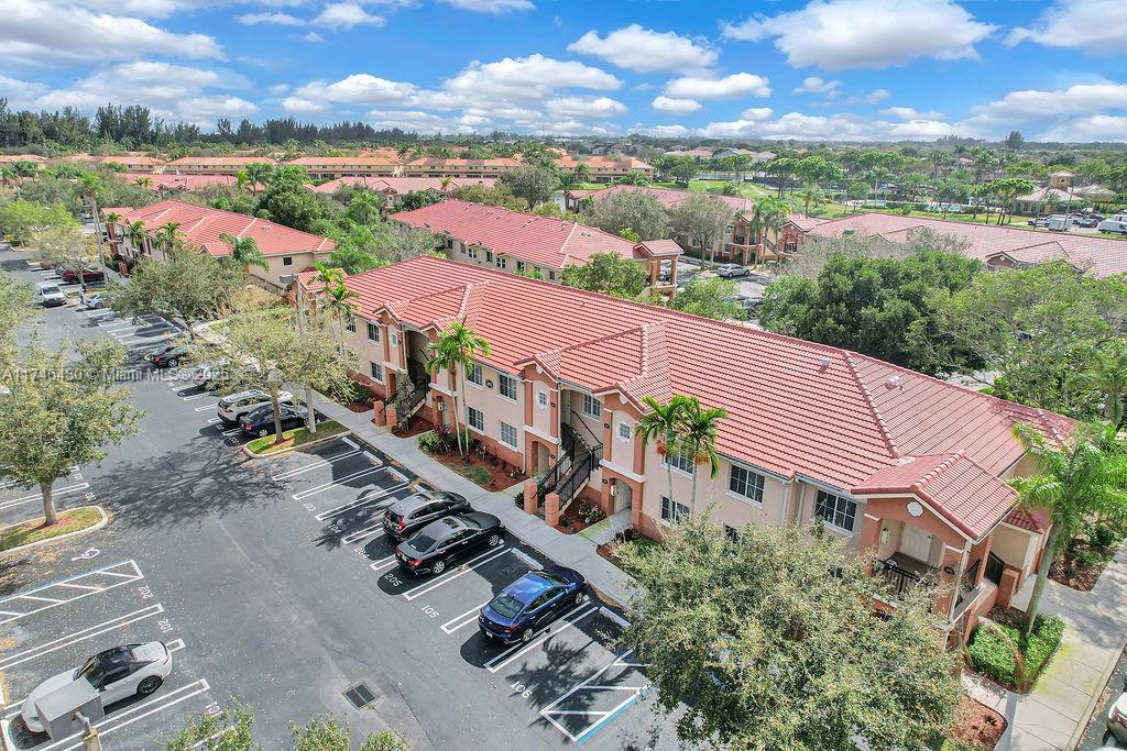 COVE AT BRIAR BAY CONDO - Residential