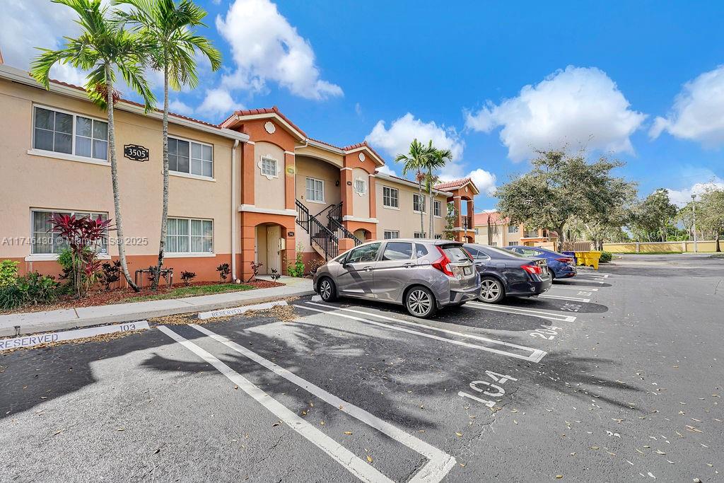 COVE AT BRIAR BAY CONDO - Residential