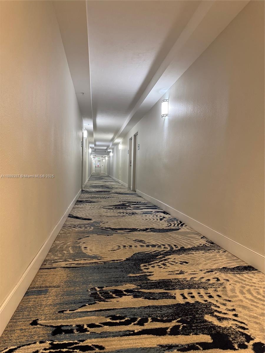 RESIDENCES ON HOLLYWOOD B - Residential