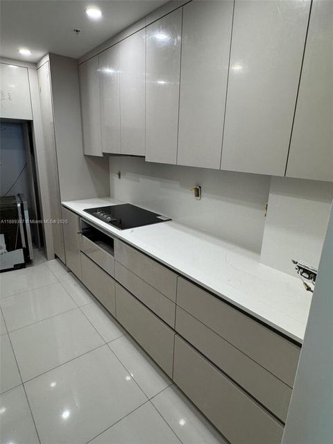 Photo of 3001 S Ocean Dr #511, Hollywood, FL 33019 (MLS # A11889387)