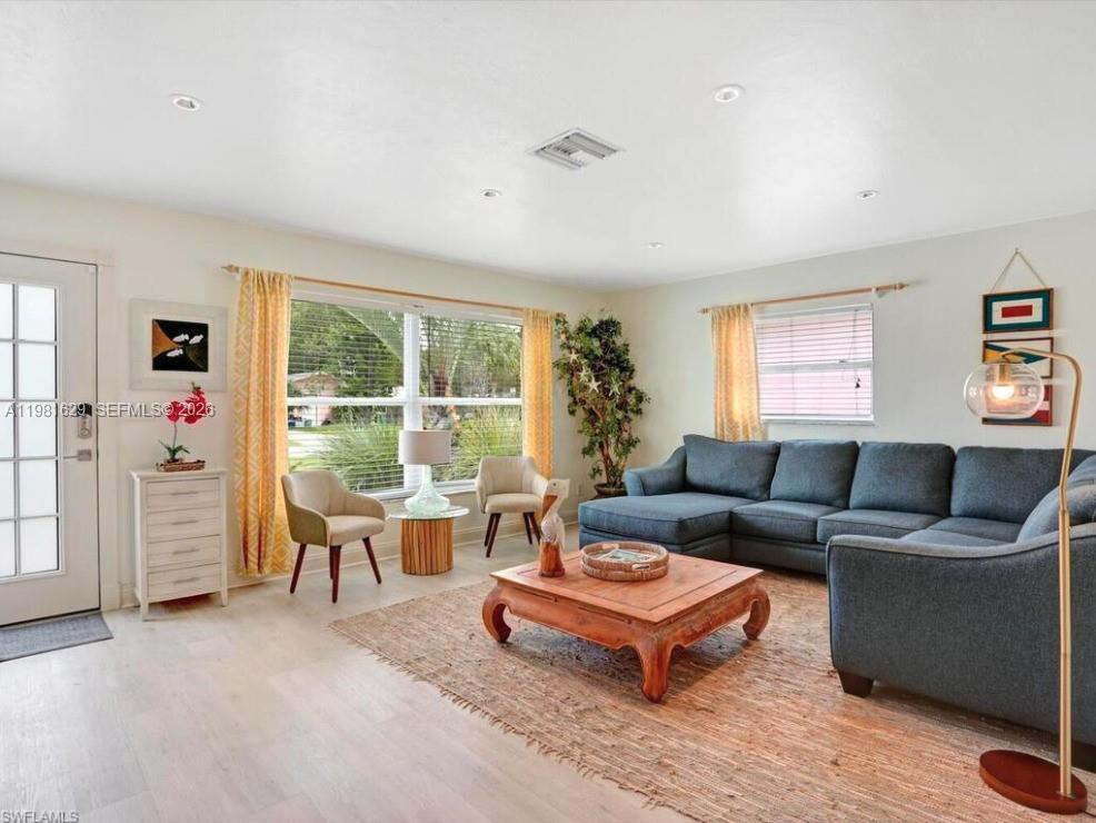 511000 - NAPLES PARK UNIT - Residential