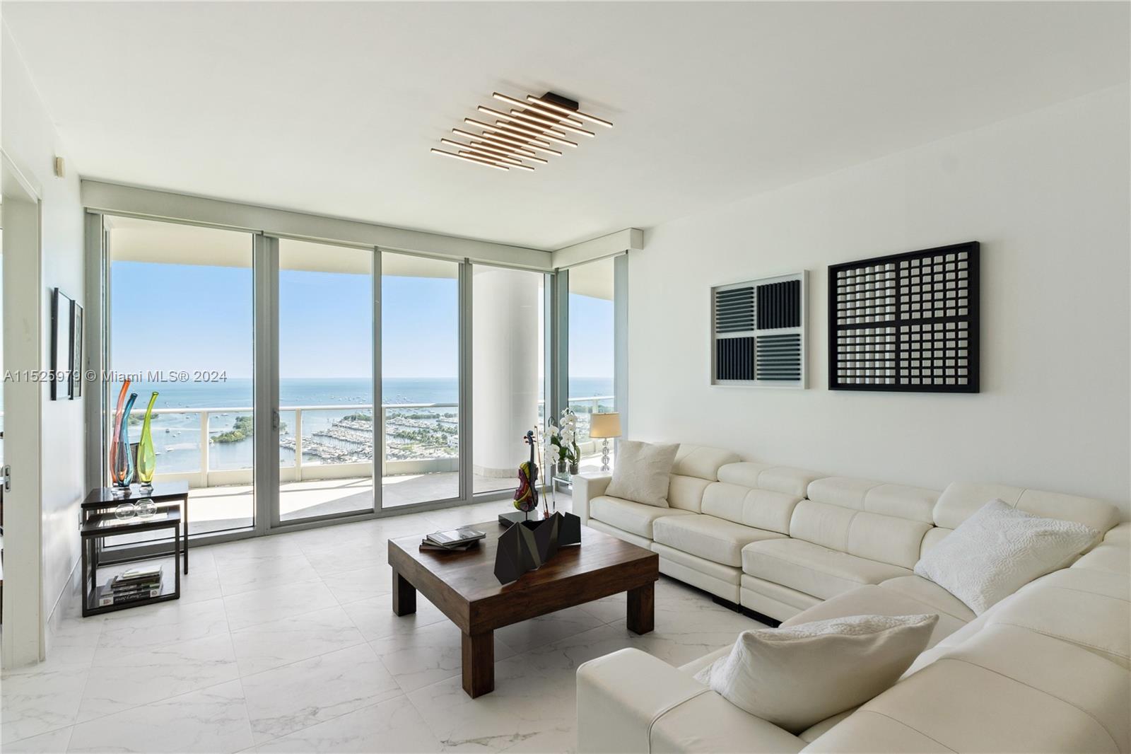 GROVENOR HOUSE CONDO - Residential