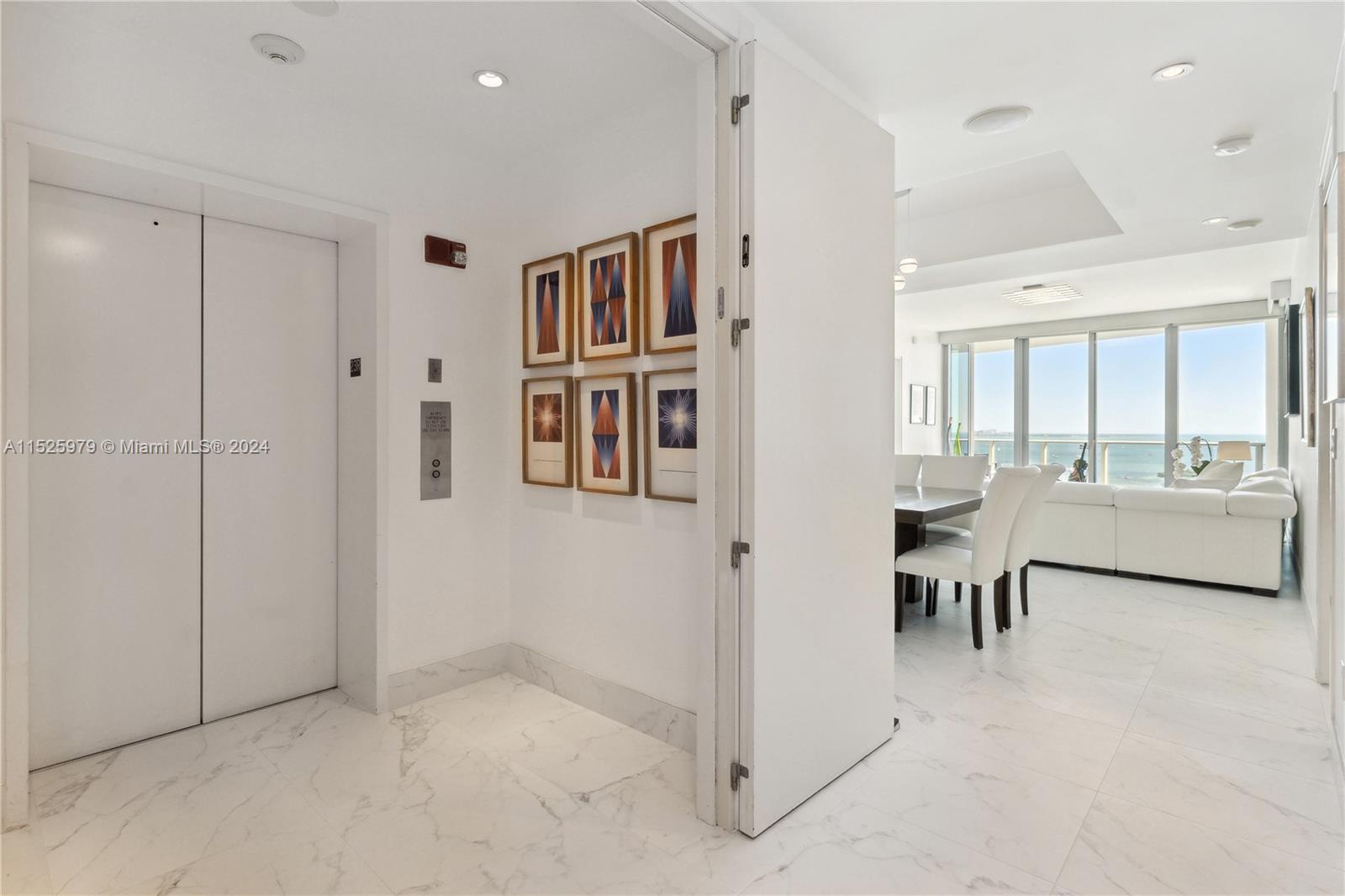 GROVENOR HOUSE CONDO - Residential