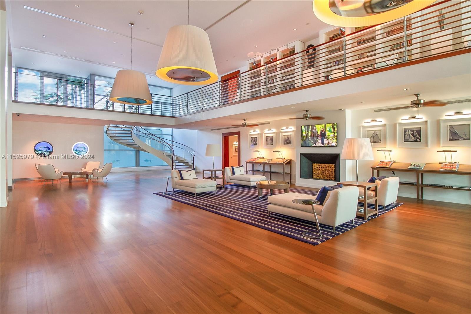 GROVENOR HOUSE CONDO - Residential