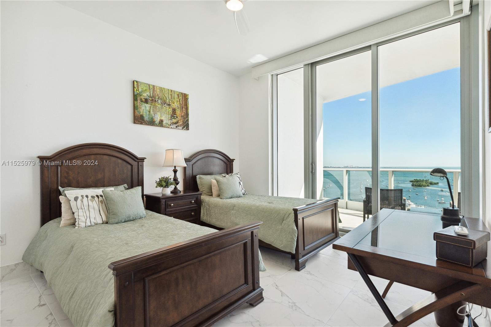 GROVENOR HOUSE CONDO - Residential