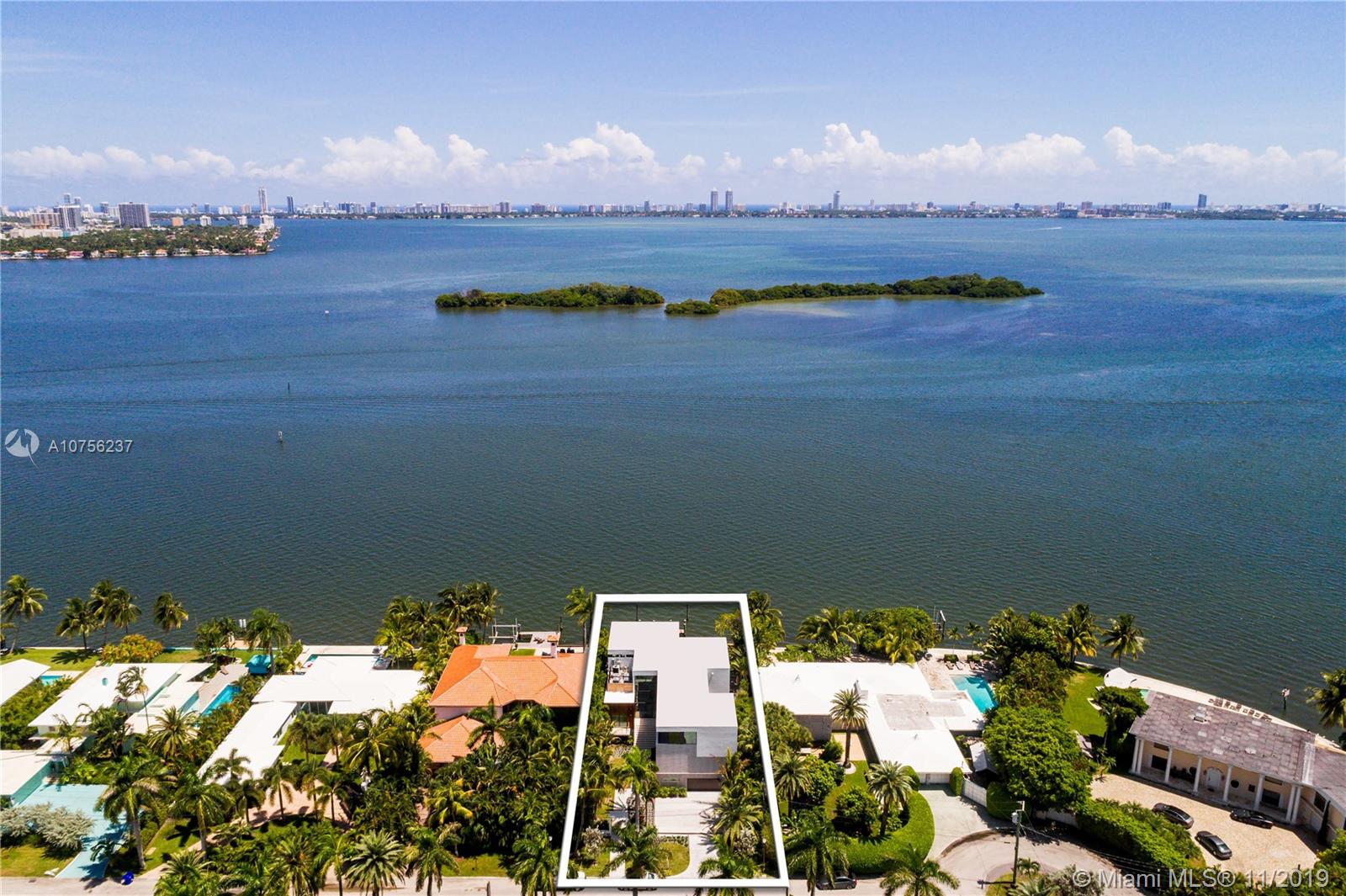 BELLE MEADE ISLAND - Residential