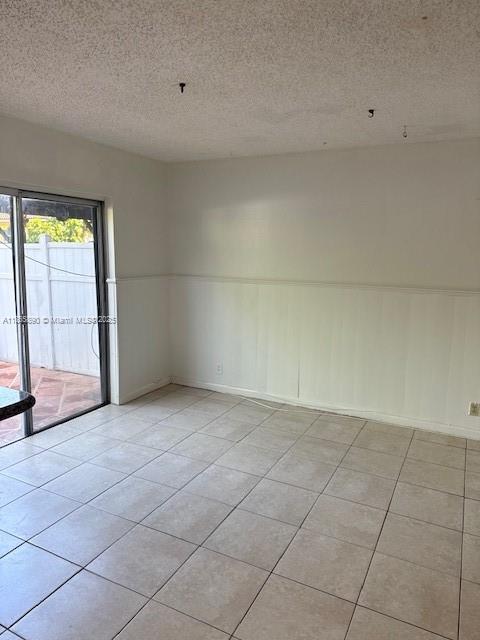 WOODSIDE ARMS CONDO - Residential Lease