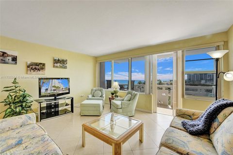 3111 N Ocean Dr 508 Hollywood FL 33019