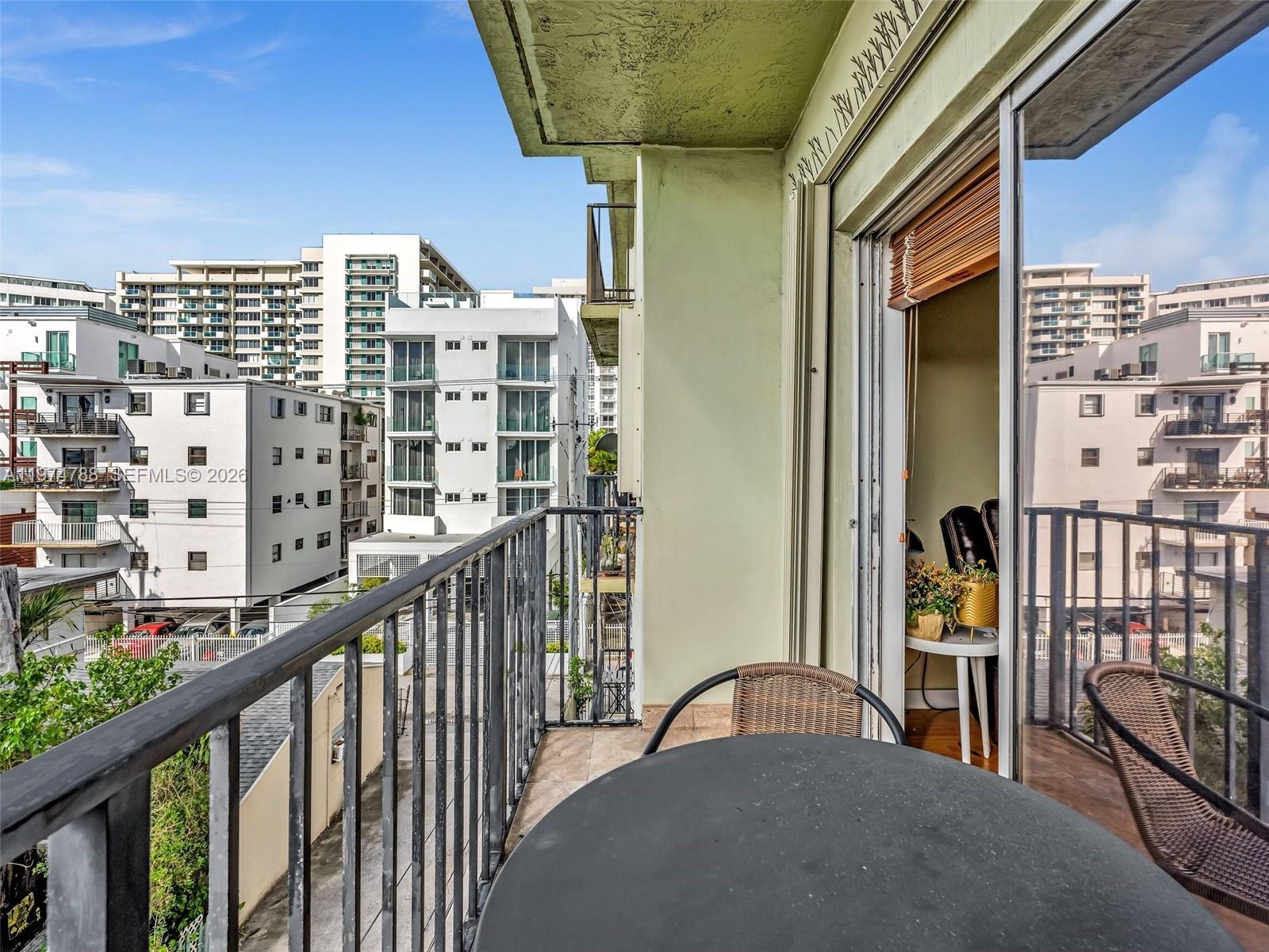 ALTON STAR CONDO - Residential