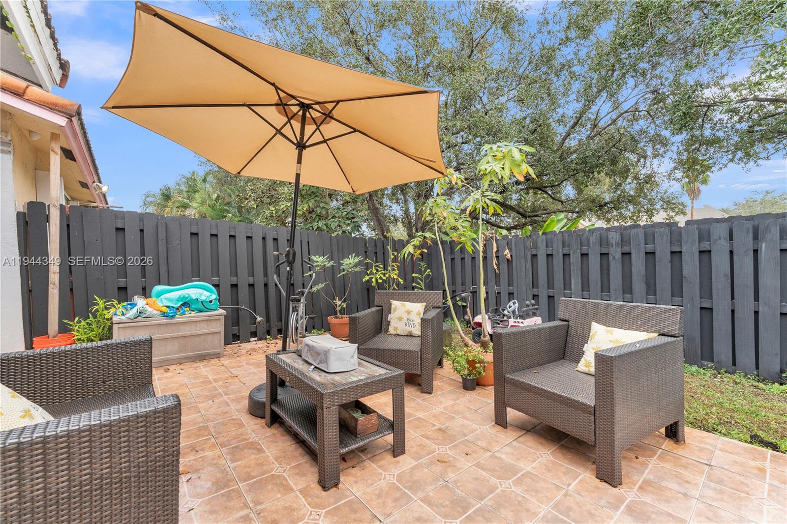 SAN MATEO NORTH CONDO - Residential