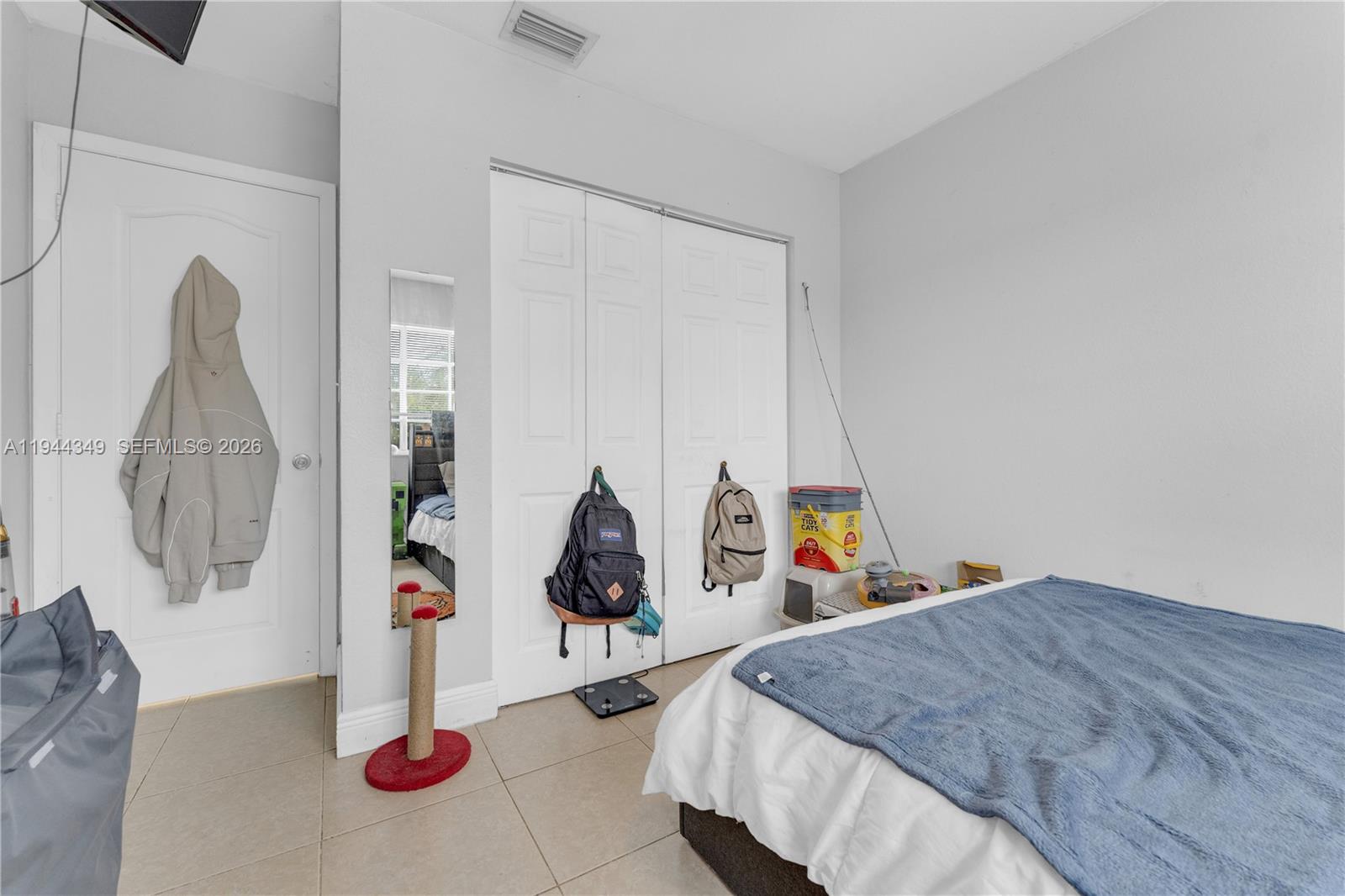 SAN MATEO NORTH CONDO - Residential