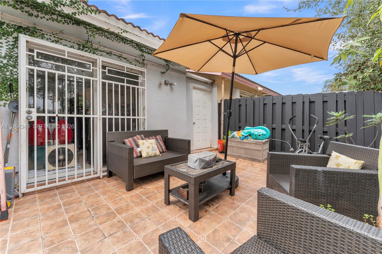 SAN MATEO NORTH CONDO - Residential