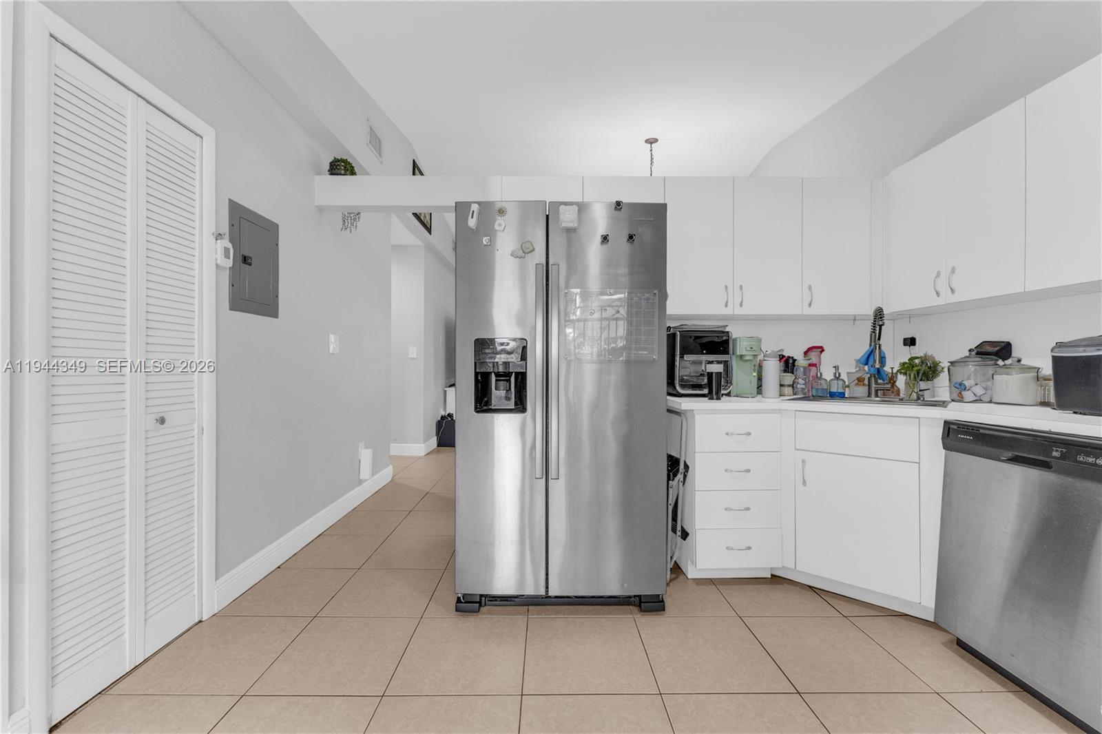 SAN MATEO NORTH CONDO - Residential