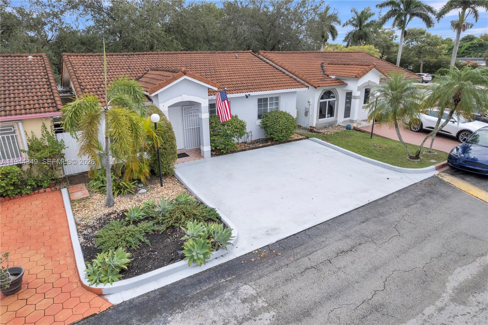 SAN MATEO NORTH CONDO - Residential