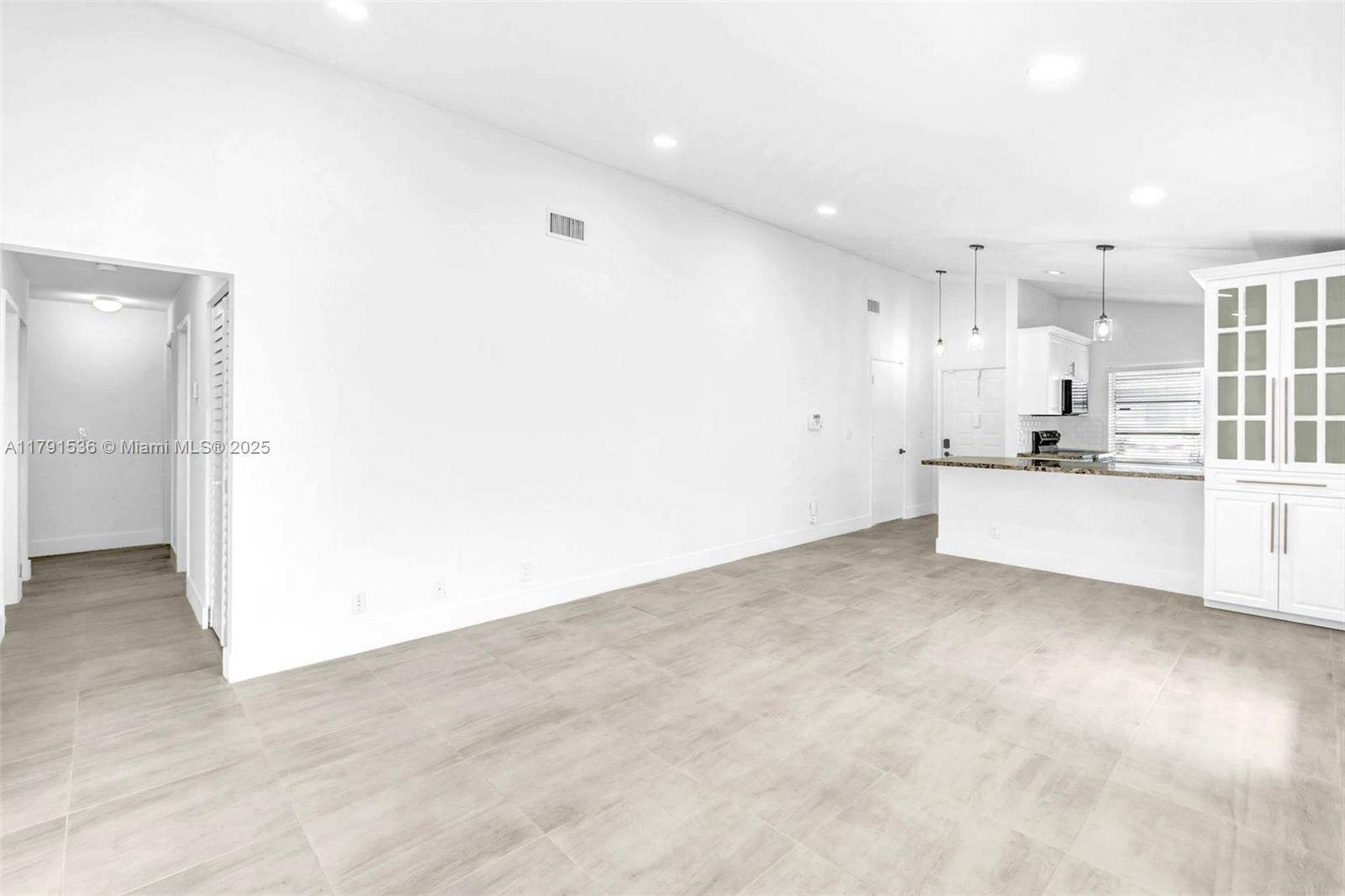 View photos, virtual tours, details... 8886 Windtree St