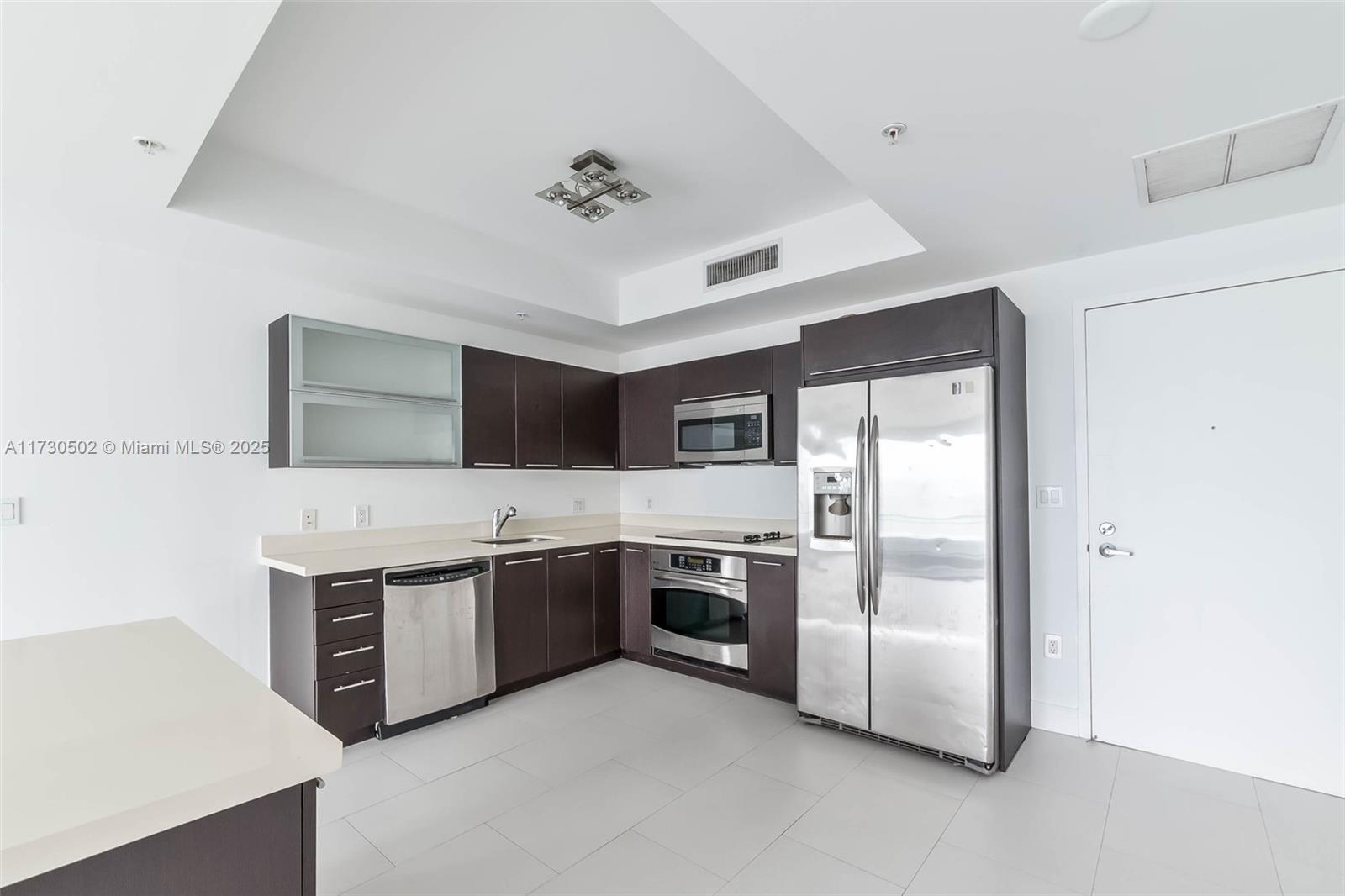 IVY CONDO - Residential Lease